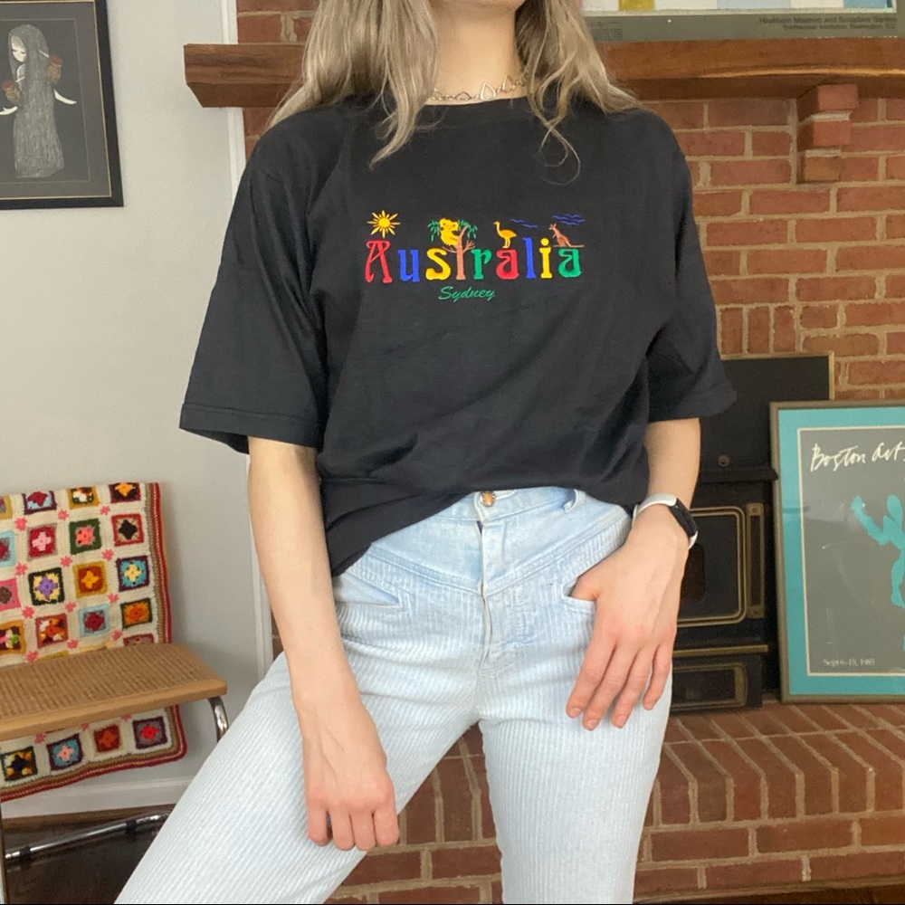 Vintage Y2K Australia Sydney Koala Kangaroo Sunny Embroidered Oversized … - Picture 3 of 10